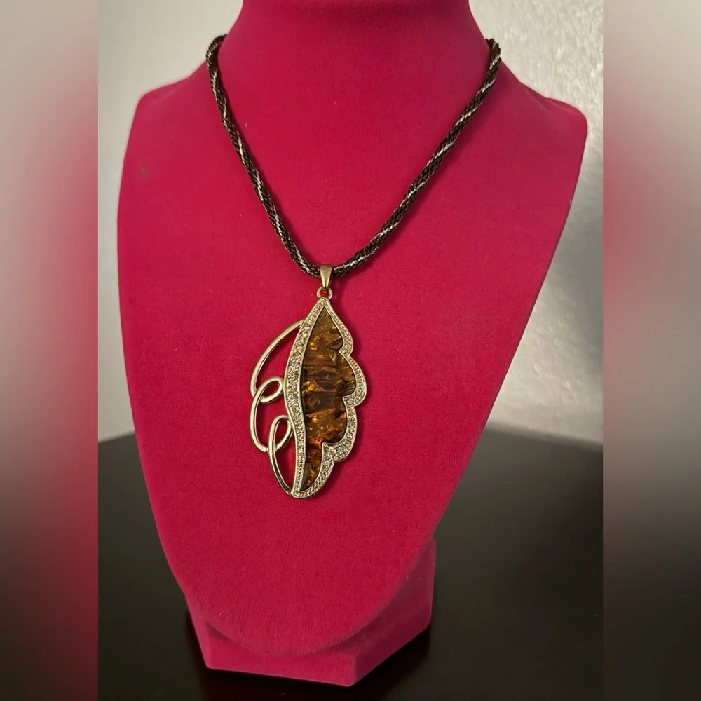Gold Tone Amber Leaf Statement Pendant Necklace | Crystal Botanical Design